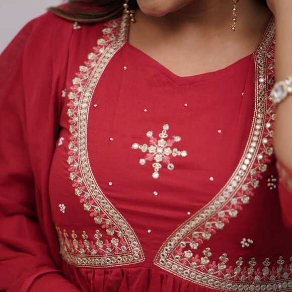 COTTON KURTI - Picture 4 of 13